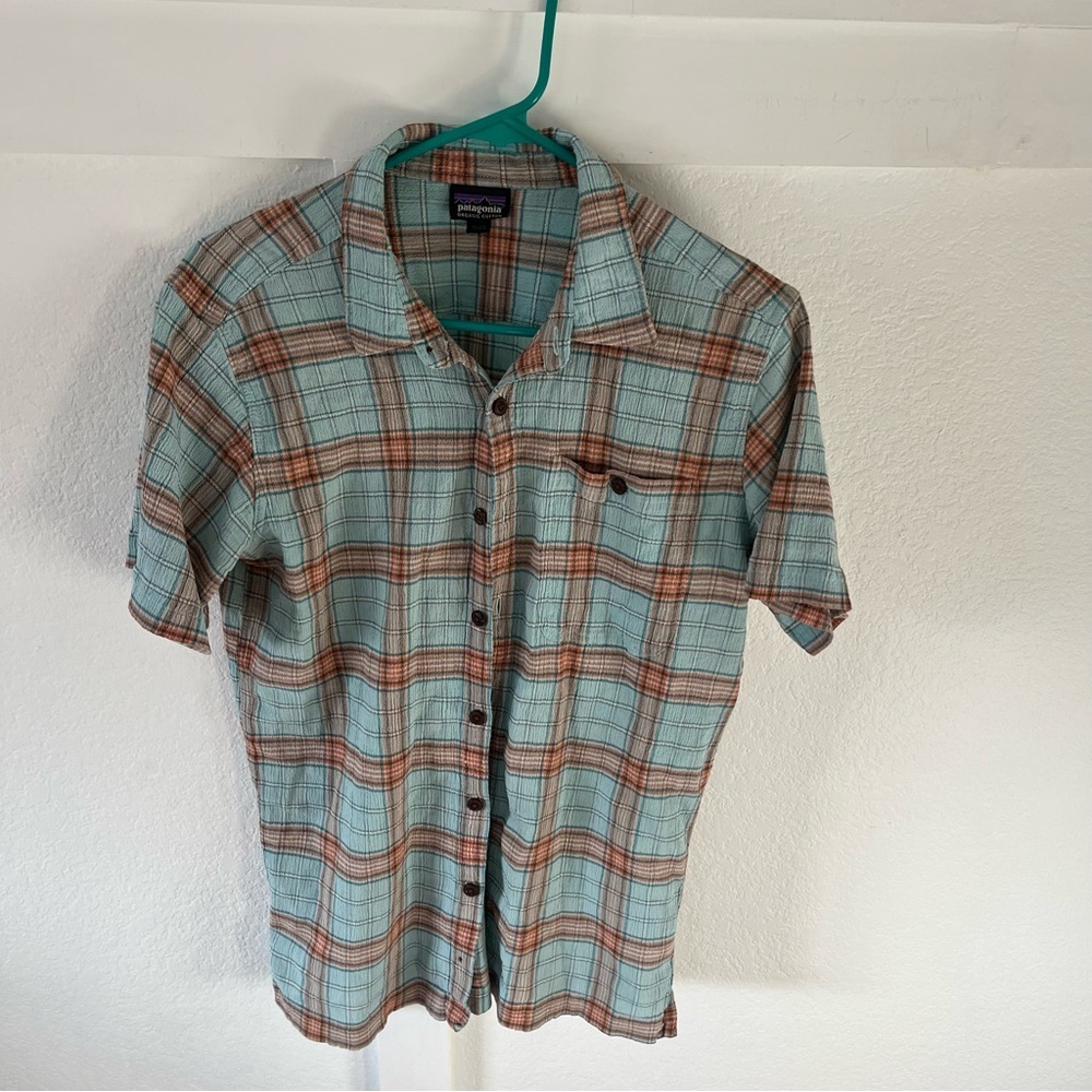 Patagonia Men's Small A/C Plaid Short-sleeve Shirt.